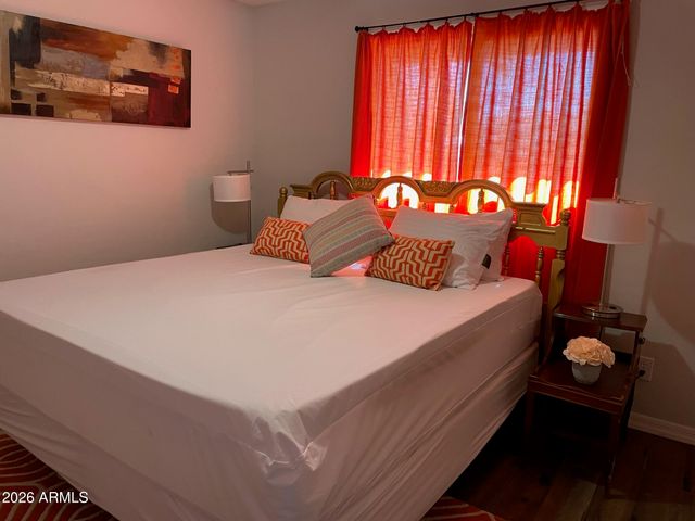 1053 E ALAMEDA Drive, Tempe, AZ 85282