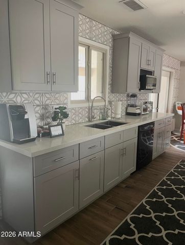 1053 E ALAMEDA Drive, Tempe, AZ 85282