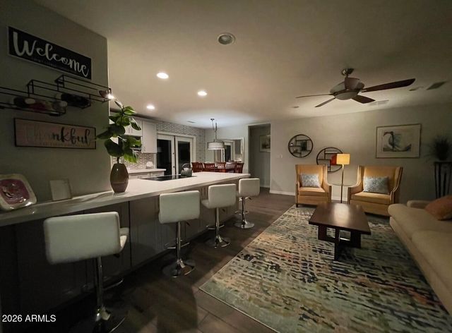 1053 E ALAMEDA Drive, Tempe, AZ 85282