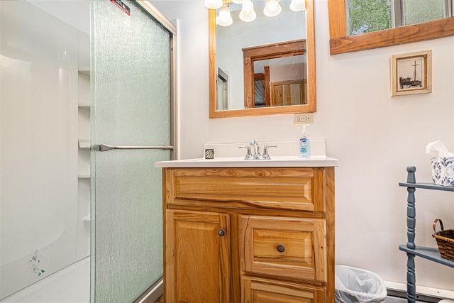 32205 James Street, Colon, MI 49040