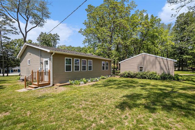 32205 James Street, Colon, MI 49040
