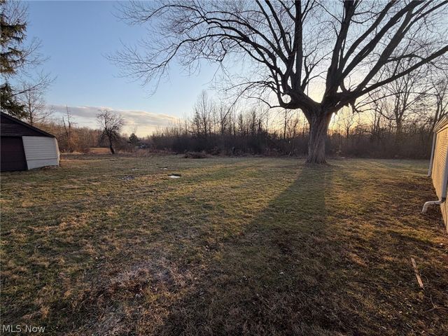 4055 Center Road, Poland, OH 44514