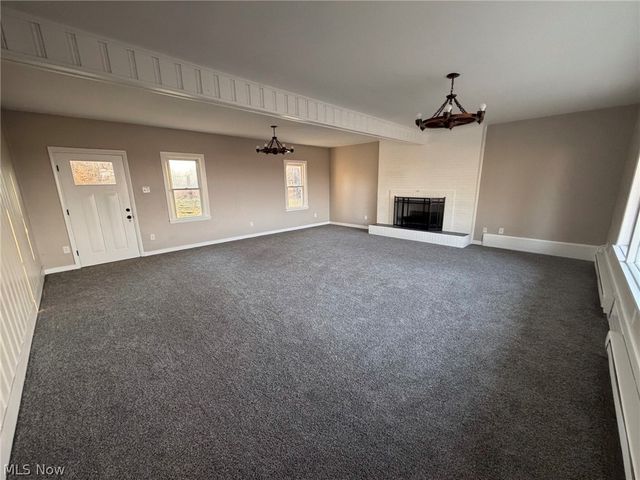 4055 Center Road, Poland, OH 44514