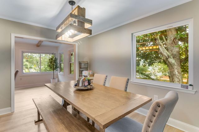 621 Sea Oats Drive, Destin, FL 32541