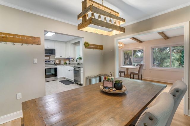 621 Sea Oats Drive, Destin, FL 32541