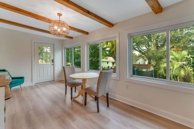 621 Sea Oats Drive, Destin, FL 32541