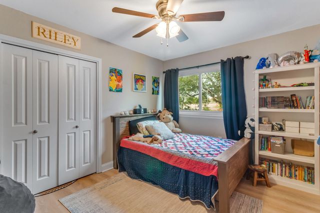 621 Sea Oats Drive, Destin, FL 32541