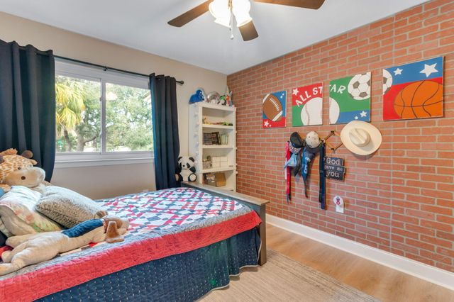 621 Sea Oats Drive, Destin, FL 32541