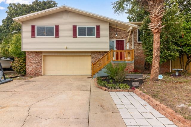 621 Sea Oats Drive, Destin, FL 32541