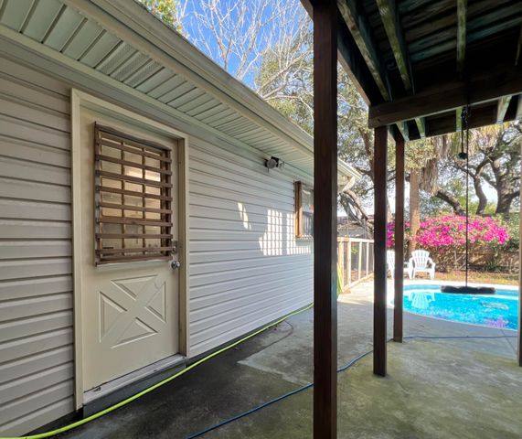 621 Sea Oats Drive, Destin, FL 32541