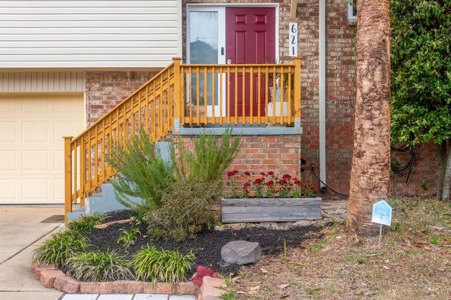 621 Sea Oats Drive, Destin, FL 32541