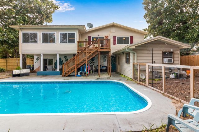 621 Sea Oats Drive, Destin, FL 32541