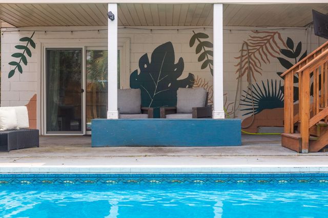 621 Sea Oats Drive, Destin, FL 32541