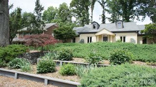 4400 Woods End Lane, Charlotte, NC 28277