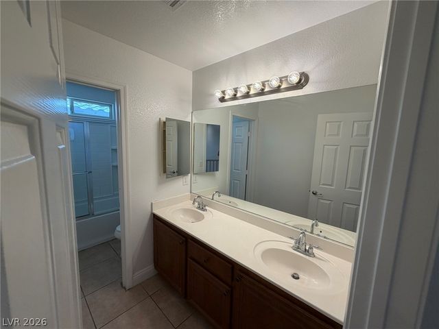 549 Halloran Springs Road, Las Vegas, NV 89148