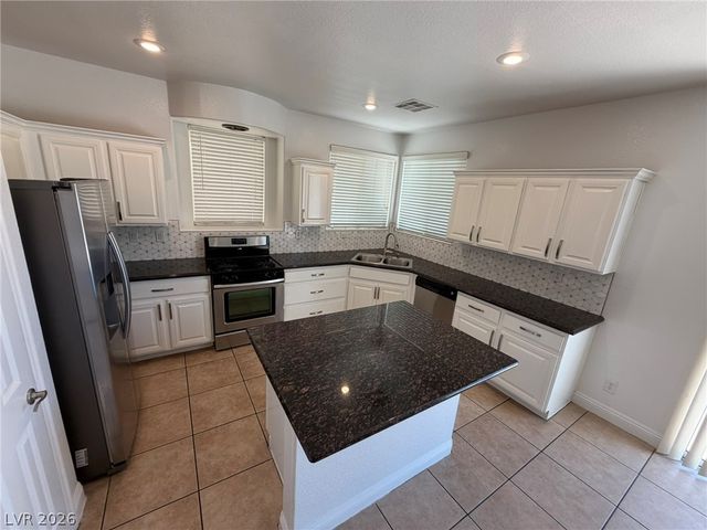 549 Halloran Springs Road, Las Vegas, NV 89148