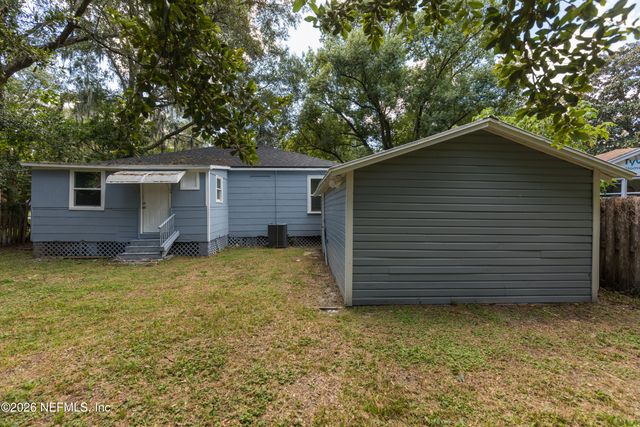 865 BRANDYWINE Street, Jacksonville, FL 32208