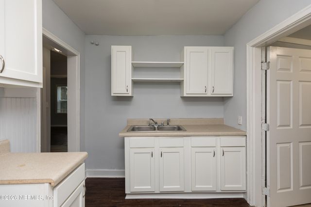 865 BRANDYWINE Street, Jacksonville, FL 32208