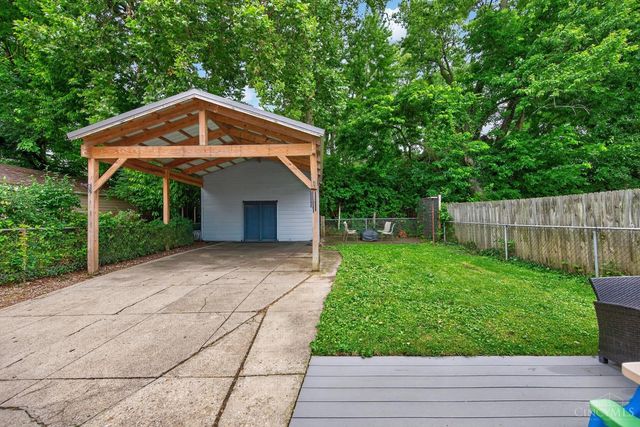 3855 North Bend Road, Cheviot, OH 45211