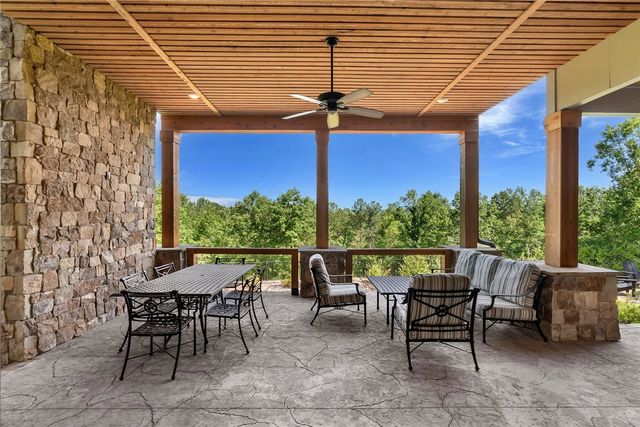 372 Cliffs South Parkway, Salem, SC 29676