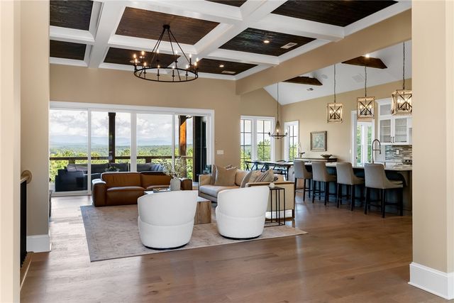 372 Cliffs South Parkway, Salem, SC 29676