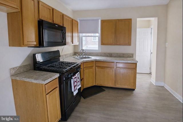 5754 W OXFORD ST, Philadelphia, PA 19131