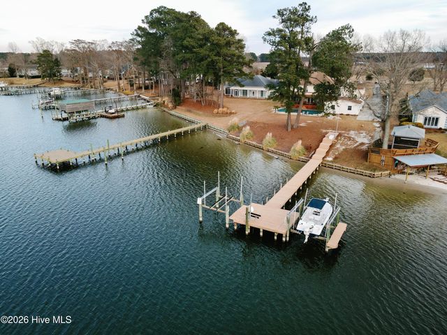 124 Catnip Point Road, Bath, NC 27808