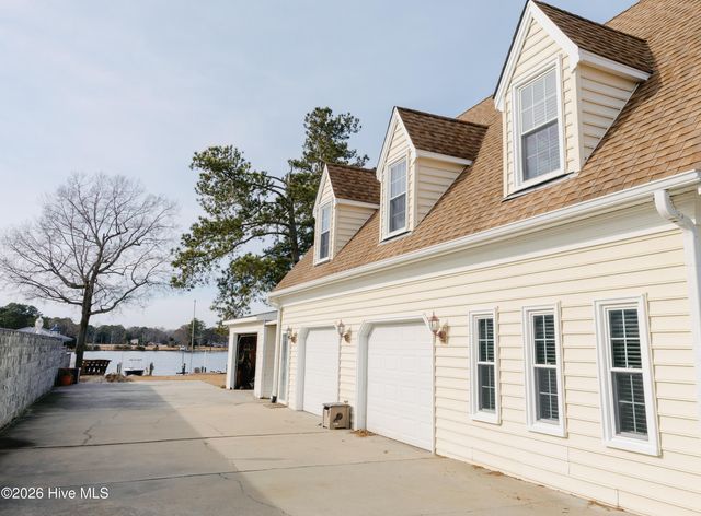 124 Catnip Point Road, Bath, NC 27808