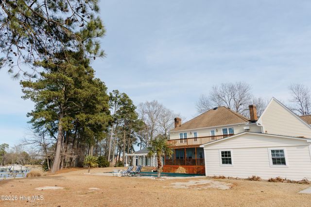 124 Catnip Point Road, Bath, NC 27808