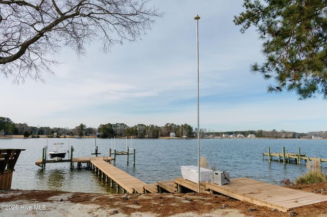 124 Catnip Point Road, Bath, NC 27808