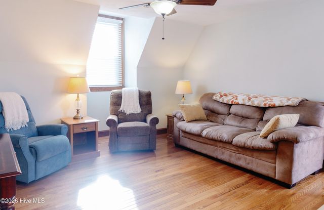 124 Catnip Point Road, Bath, NC 27808