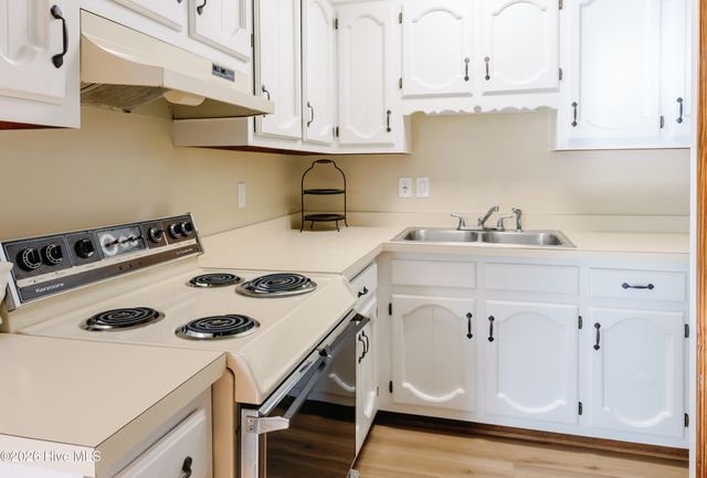 124 Catnip Point Road, Bath, NC 27808