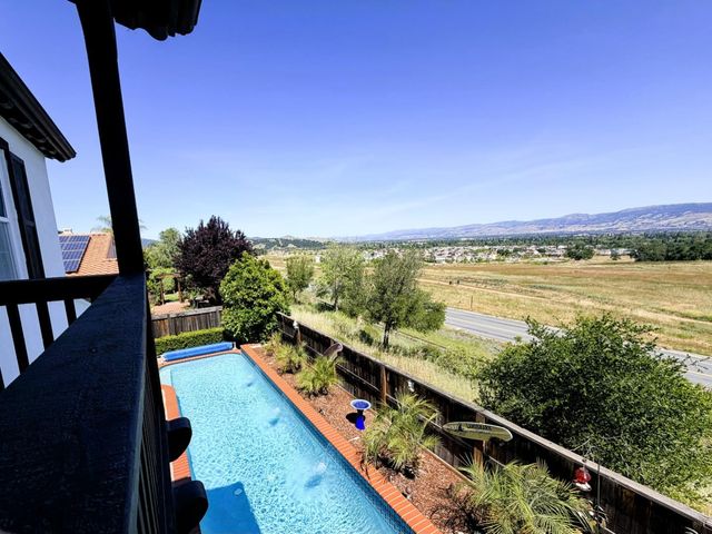 6560 Eagle Ridge Court, Gilroy, CA 95020