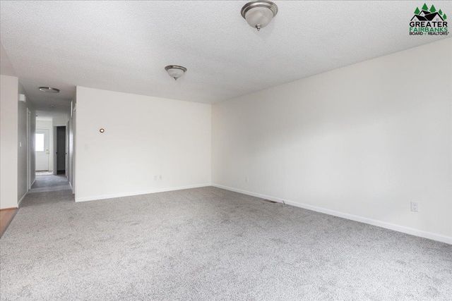 4932 DRAKE STREET, Fairbanks, AK 99709