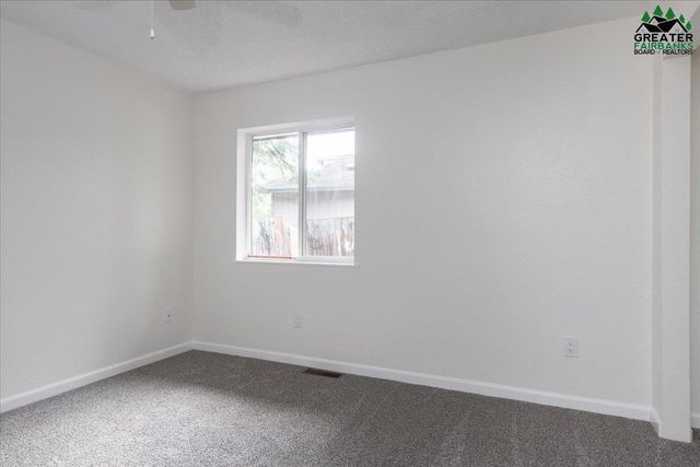 4932 DRAKE STREET, Fairbanks, AK 99709