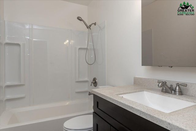 4932 DRAKE STREET, Fairbanks, AK 99709