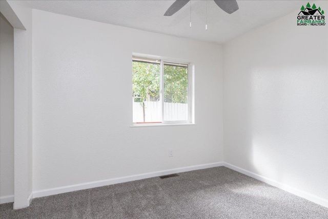 4932 DRAKE STREET, Fairbanks, AK 99709