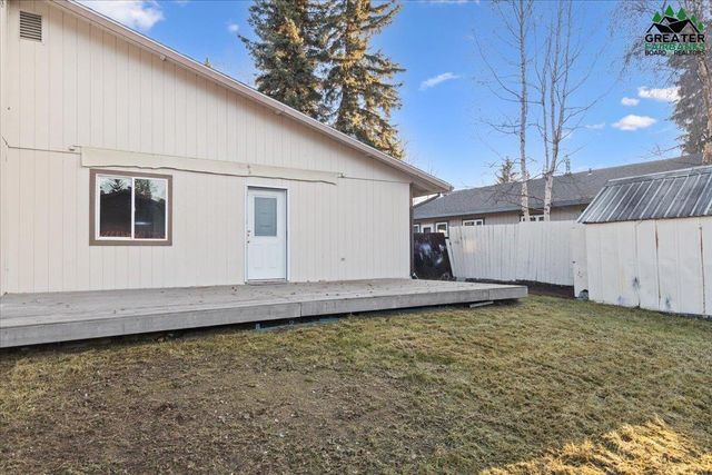 4932 DRAKE STREET, Fairbanks, AK 99709