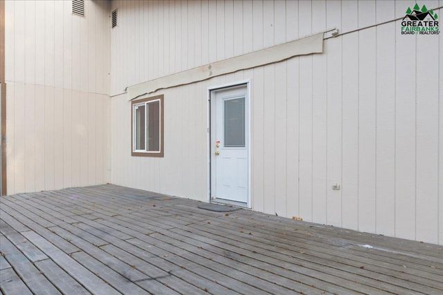 4932 DRAKE STREET, Fairbanks, AK 99709