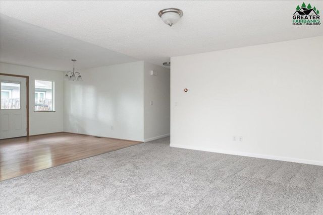 4932 DRAKE STREET, Fairbanks, AK 99709