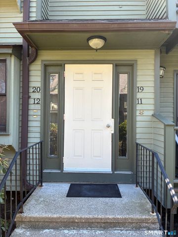 462 Glendale Avenue 11, Bridgeport, CT 06606