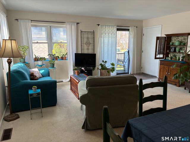 462 Glendale Avenue 11, Bridgeport, CT 06606