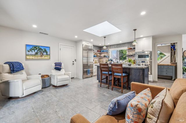 180 Adobe Canyon Rd, Kenwood, CA 95452