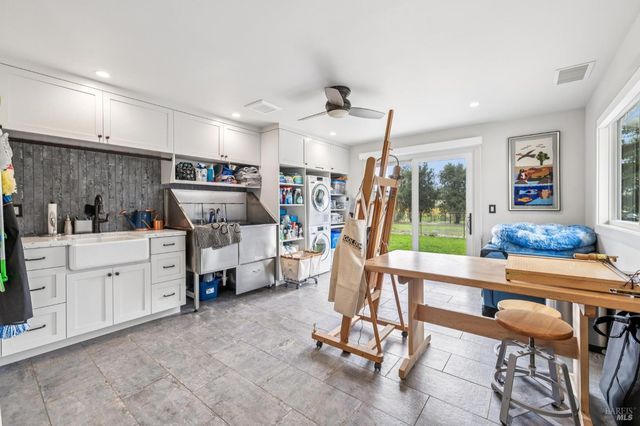 180 Adobe Canyon Rd, Kenwood, CA 95452