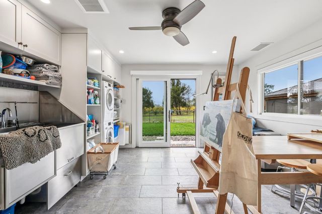 180 Adobe Canyon Rd, Kenwood, CA 95452