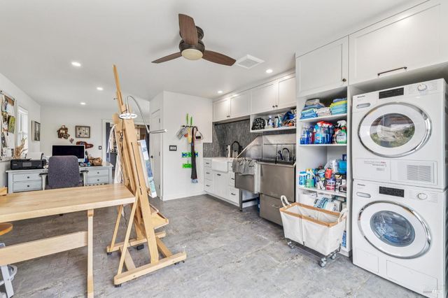 180 Adobe Canyon Rd, Kenwood, CA 95452