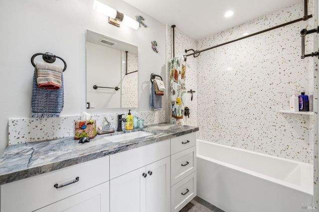 180 Adobe Canyon Rd, Kenwood, CA 95452