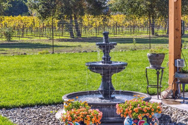 180 Adobe Canyon Rd, Kenwood, CA 95452