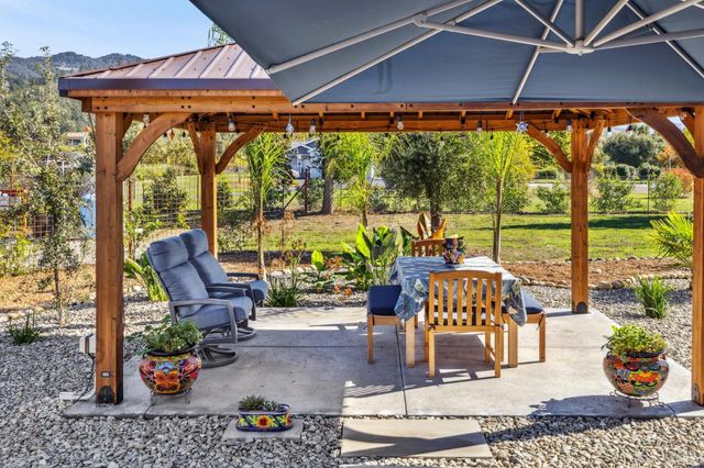 180 Adobe Canyon Rd, Kenwood, CA 95452