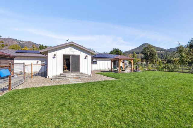 180 Adobe Canyon Rd, Kenwood, CA 95452
